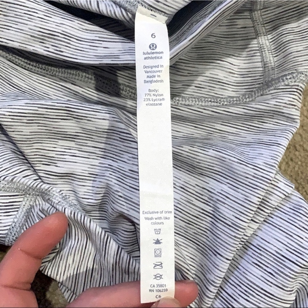Lululemon wunder under high rise. Gray crop 17". Luxtreme size 6